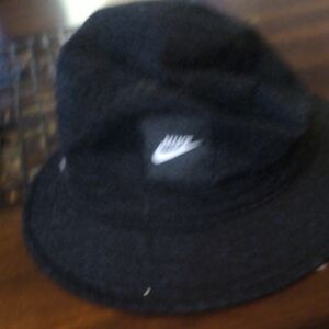 Nike Classic Black Hat